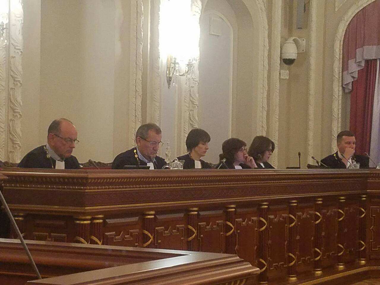 foto ЗН: Украина через суд будет требовать у России возмещения ущерба за Донбасс изображения photo ЗН: Украина через суд будет требовать у России возмещения ущерба за Донбасс изображения