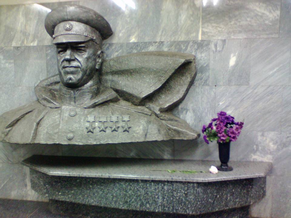 Кто вы, мистер Жуков? - Накипіло